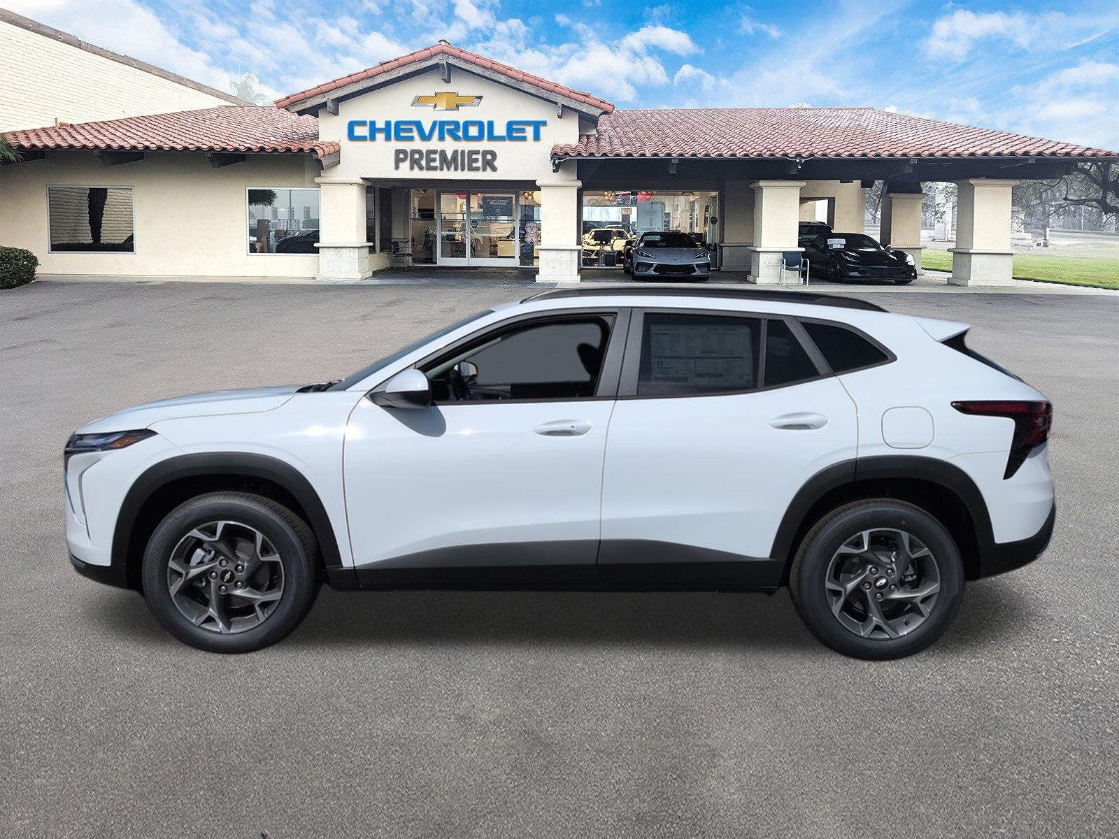New 2026 Chevrolet Trax LT w/ Driver Confidence Package FWD image 5