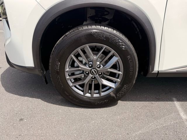 Certified 2024 Nissan Rogue S AWD/4WD image 9