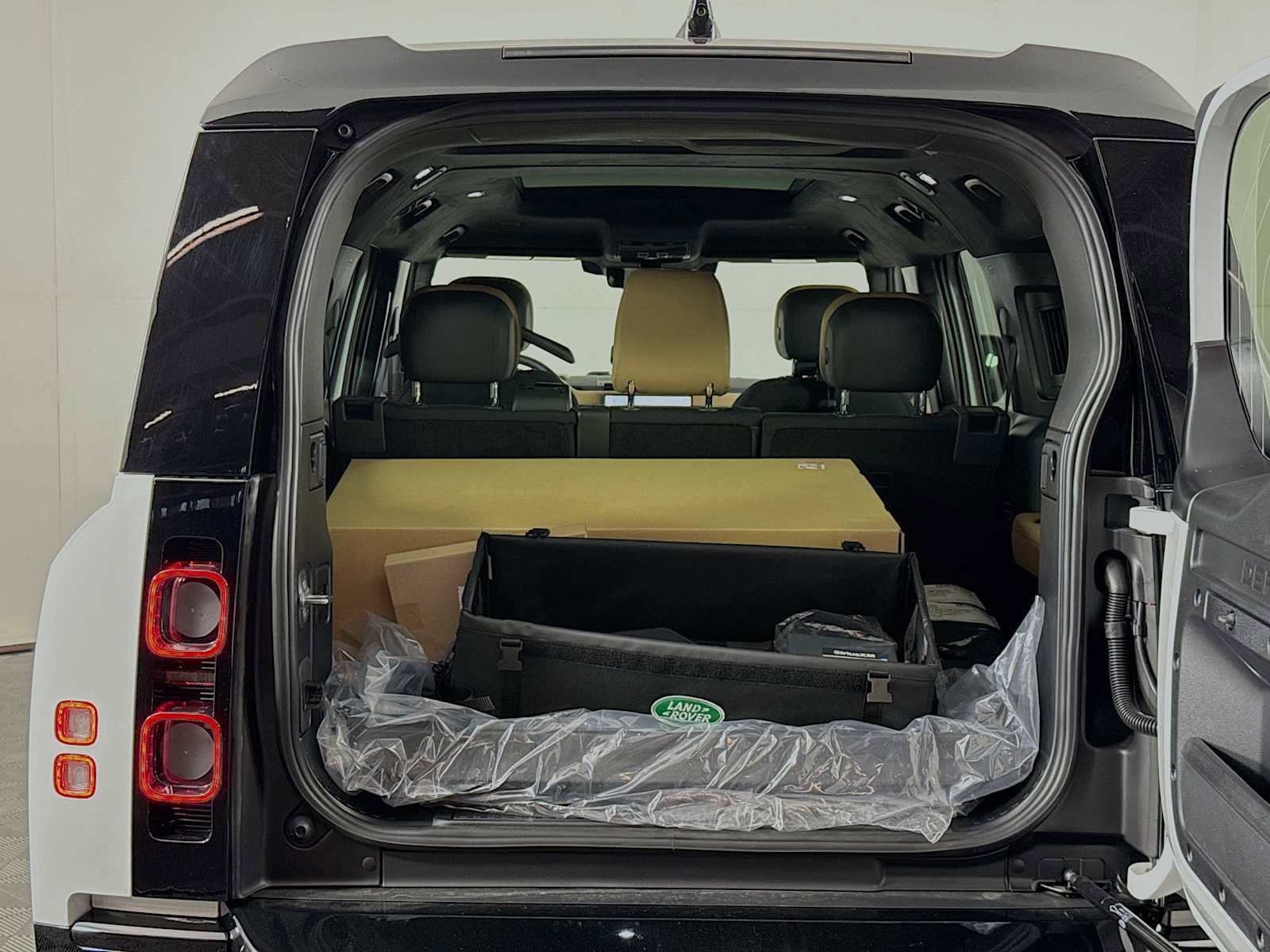 New 2025 Land Rover Defender 130 V8 image 25