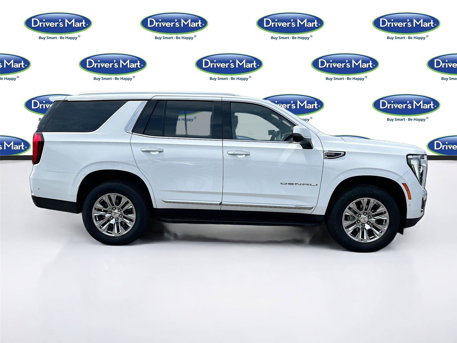 Used 2025 GMC Yukon Denali RWD image 8