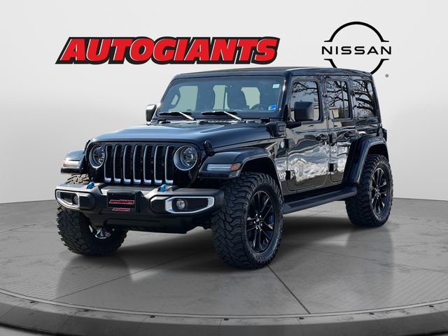 Used 2023 Jeep Wrangler Unlimited Sahara w/ Cold Weather Group image 6