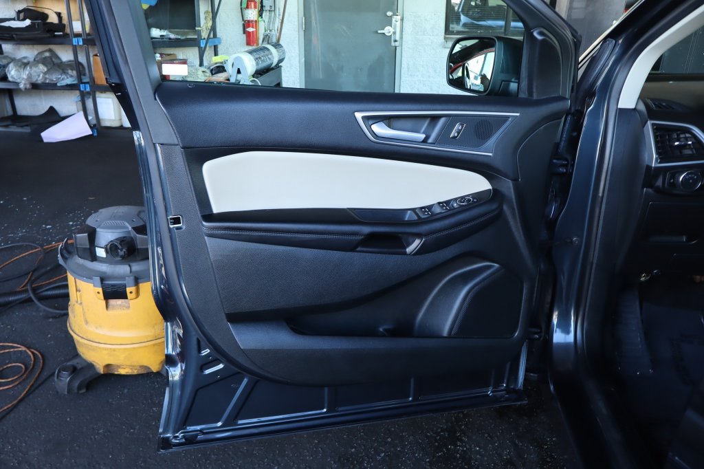 Used 2024 Ford Edge SEL AWD/4WD image 18