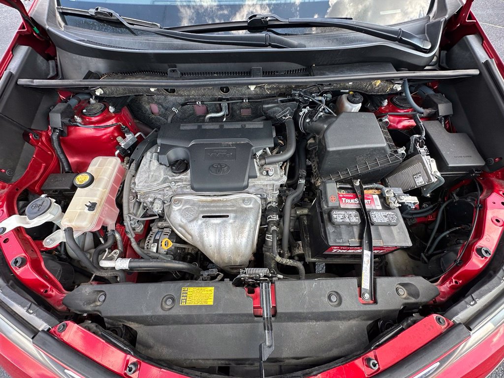 Used 2014 Toyota RAV4 LE FWD image 38