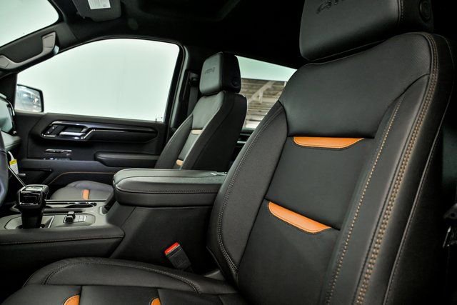 New 2026 GMC Sierra 1500 AT4 w/ Technology Package image 9