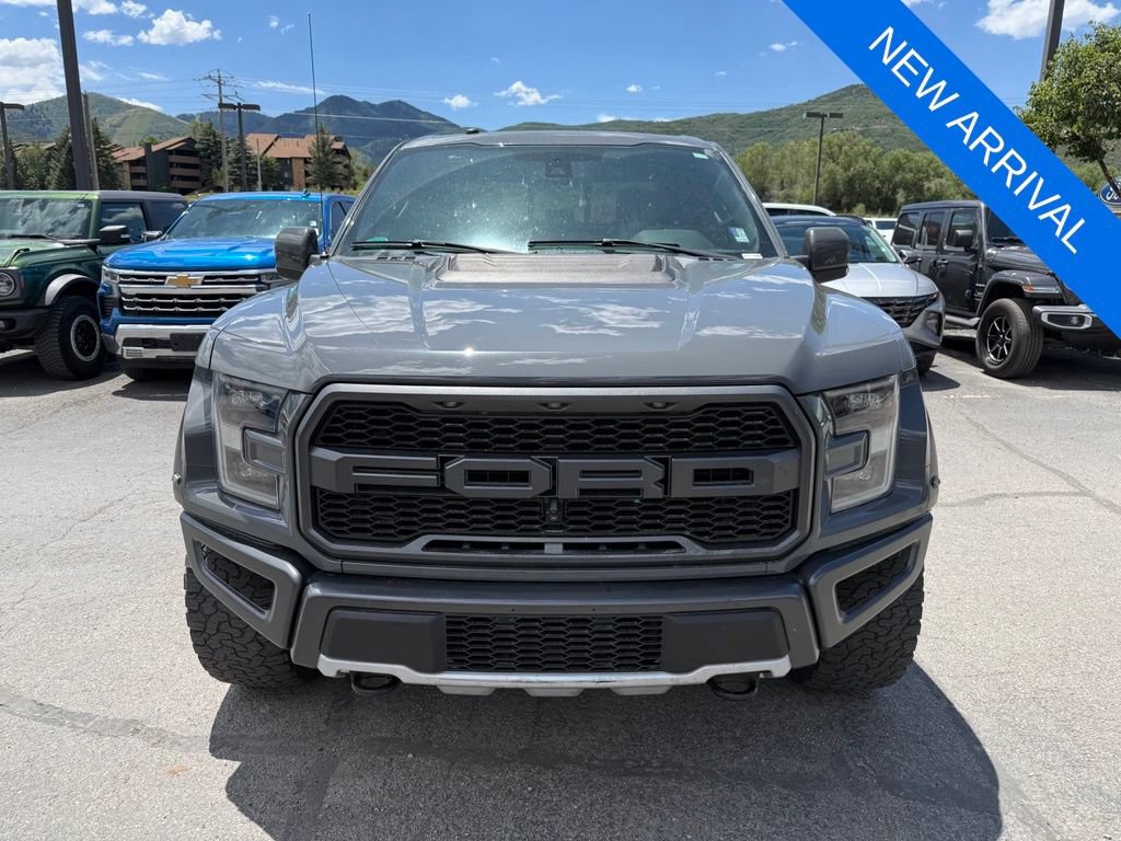 Used 2018 Ford F150 Raptor w/ Equipment Group 802A Luxury AWD/4WD image 2