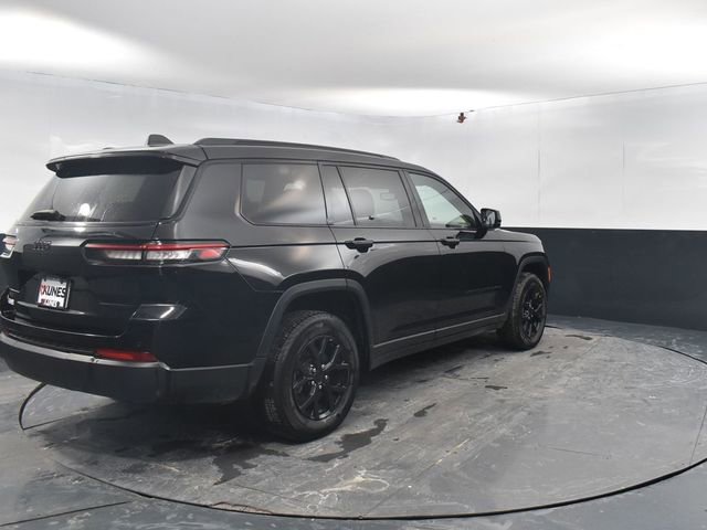 Used 2024 Jeep Grand Cherokee L Laredo image 9