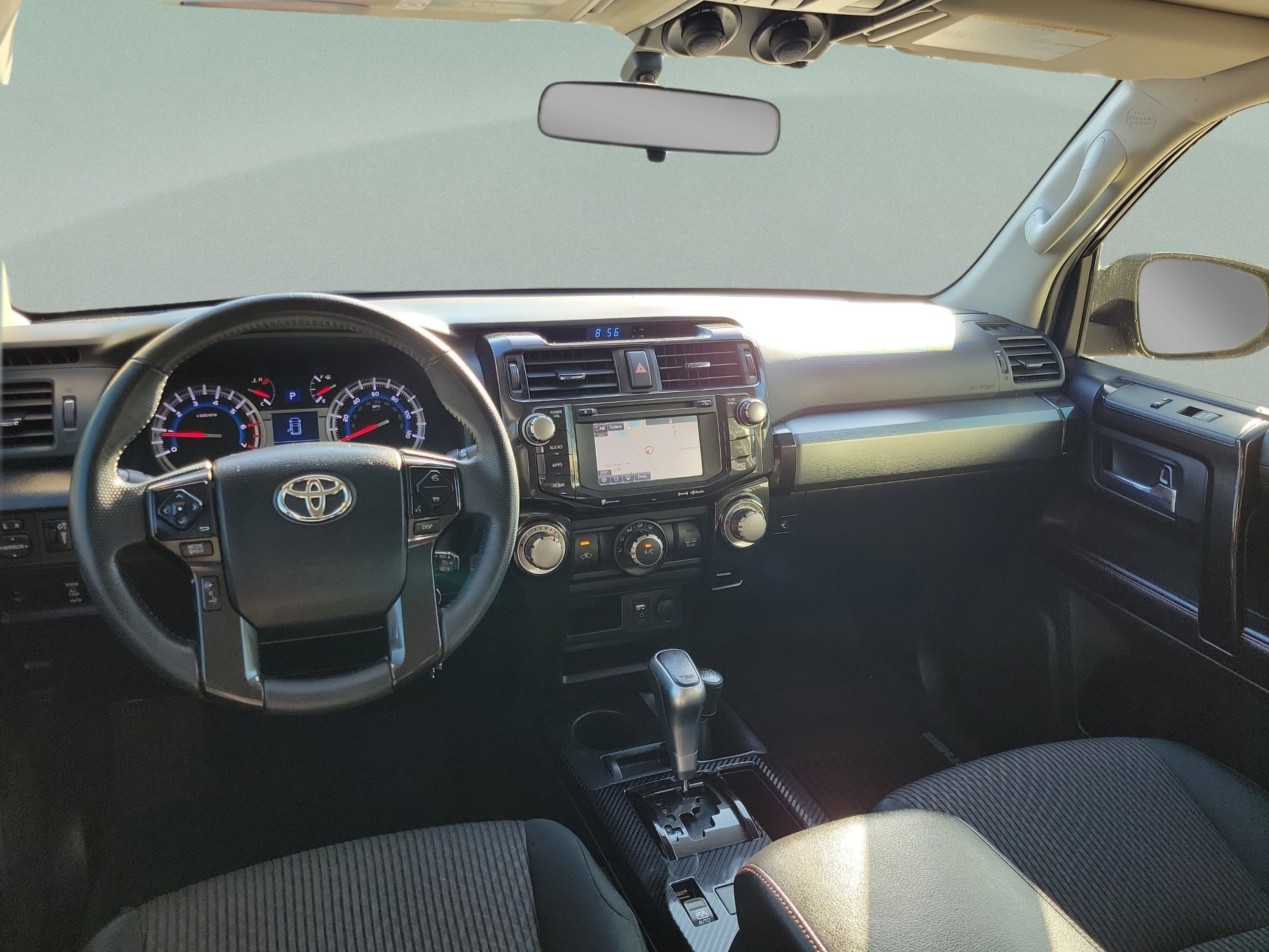 Used 2017 Toyota 4Runner TRD Off-Road AWD/4WD image 22