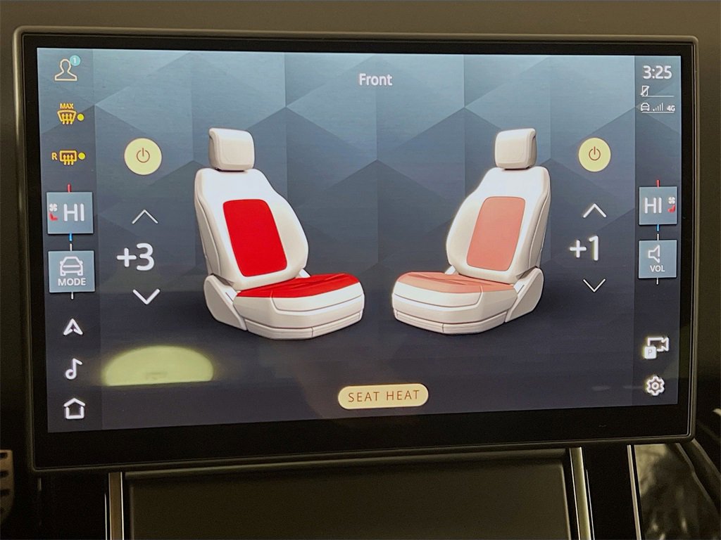 Certified 2025 Land Rover Range Rover Evoque Dynamic SE image 21