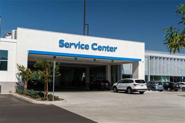 Used 2018 Honda CR-V Touring image 25