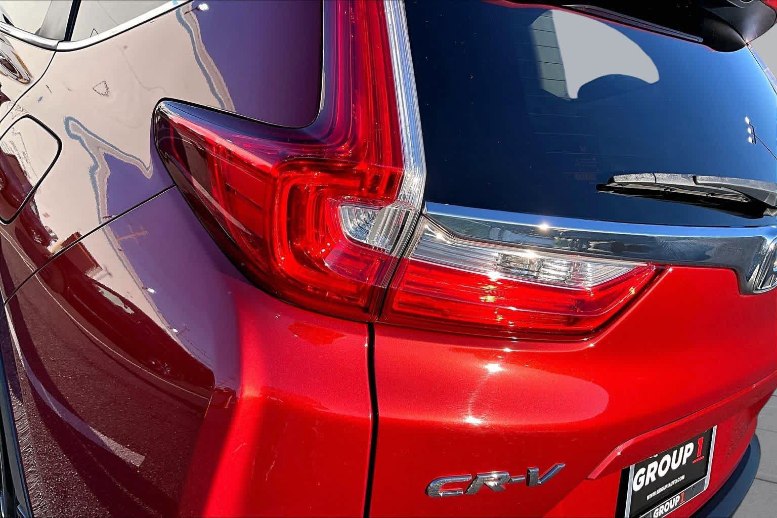 Used 2017 Honda CR-V Touring image 29