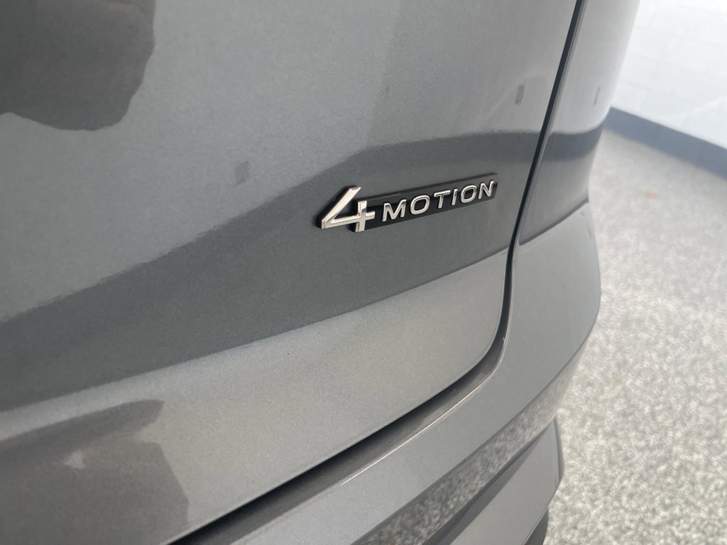 New 2025 Volkswagen Atlas Cross Sport SE image 5