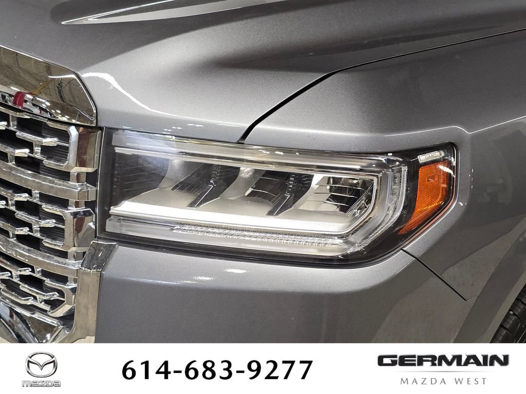 Used 2021 GMC Acadia Denali w/ Denali Technology Package AWD/4WD image 17