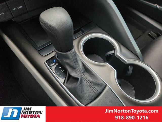 Used 2021 Toyota Camry LE FWD image 20