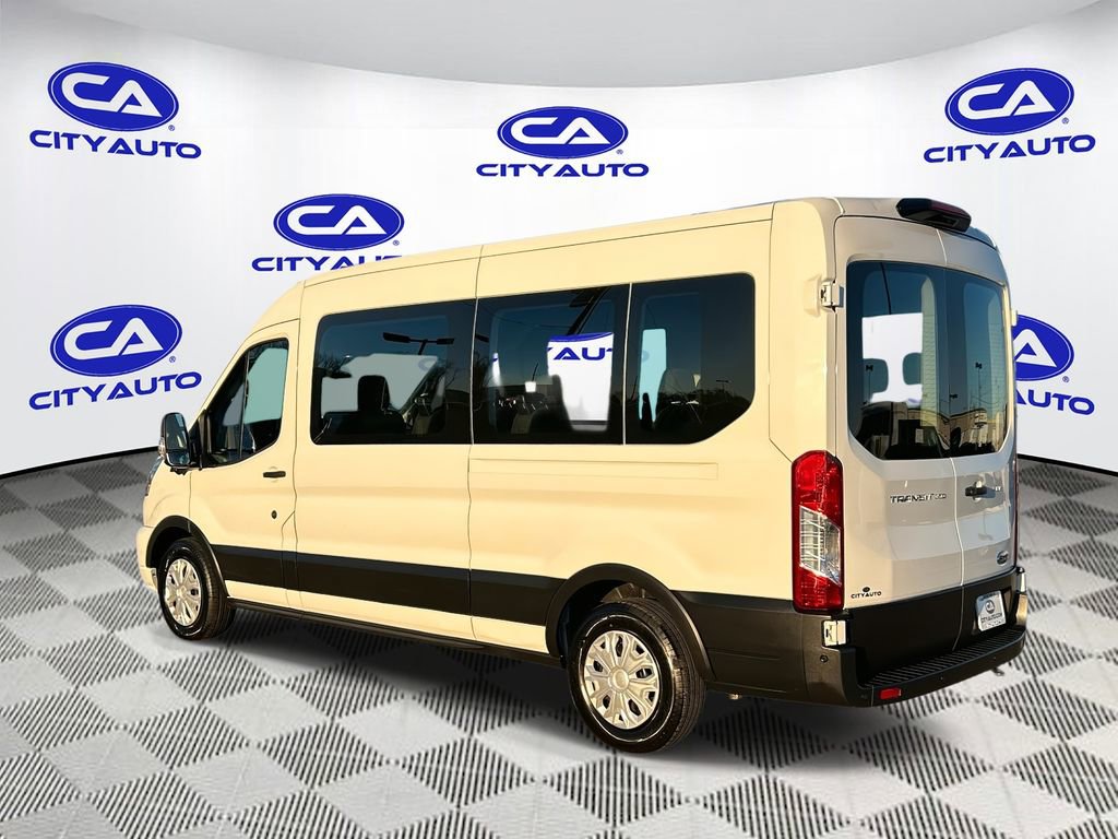 Used 2023 Ford Transit 350 XLT image 6