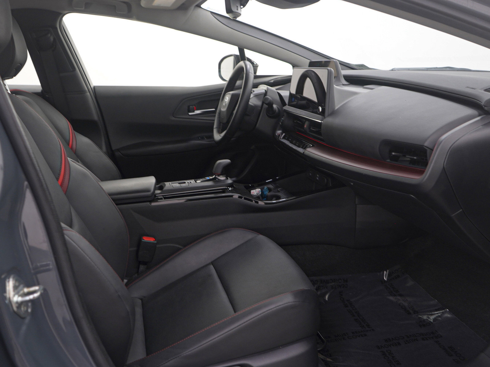 Used 2024 Toyota Prius Prime Premium image 12