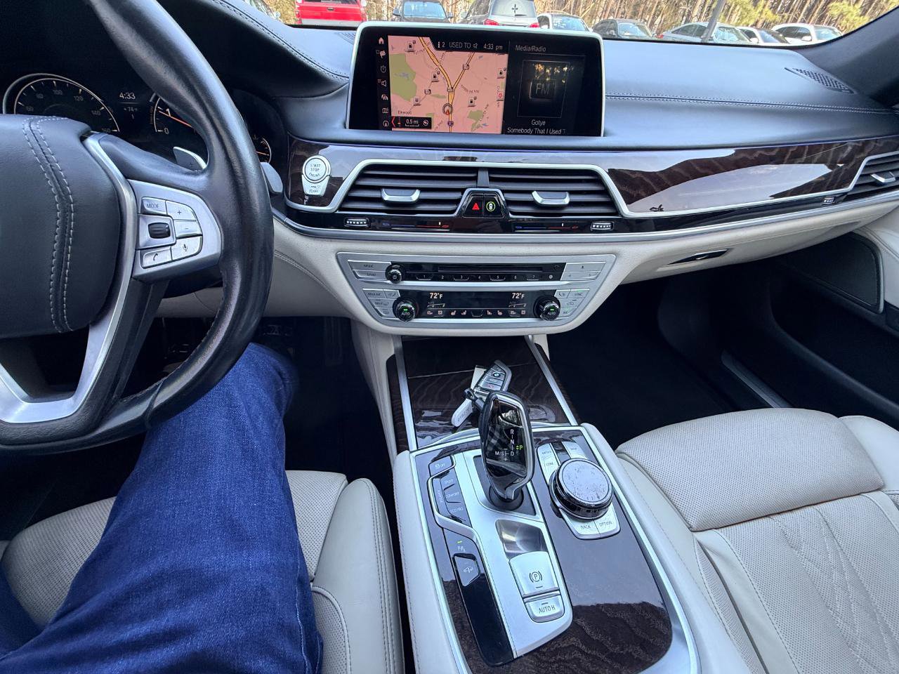Used 2019 BMW 740i w/ Executive Package RWD image 27