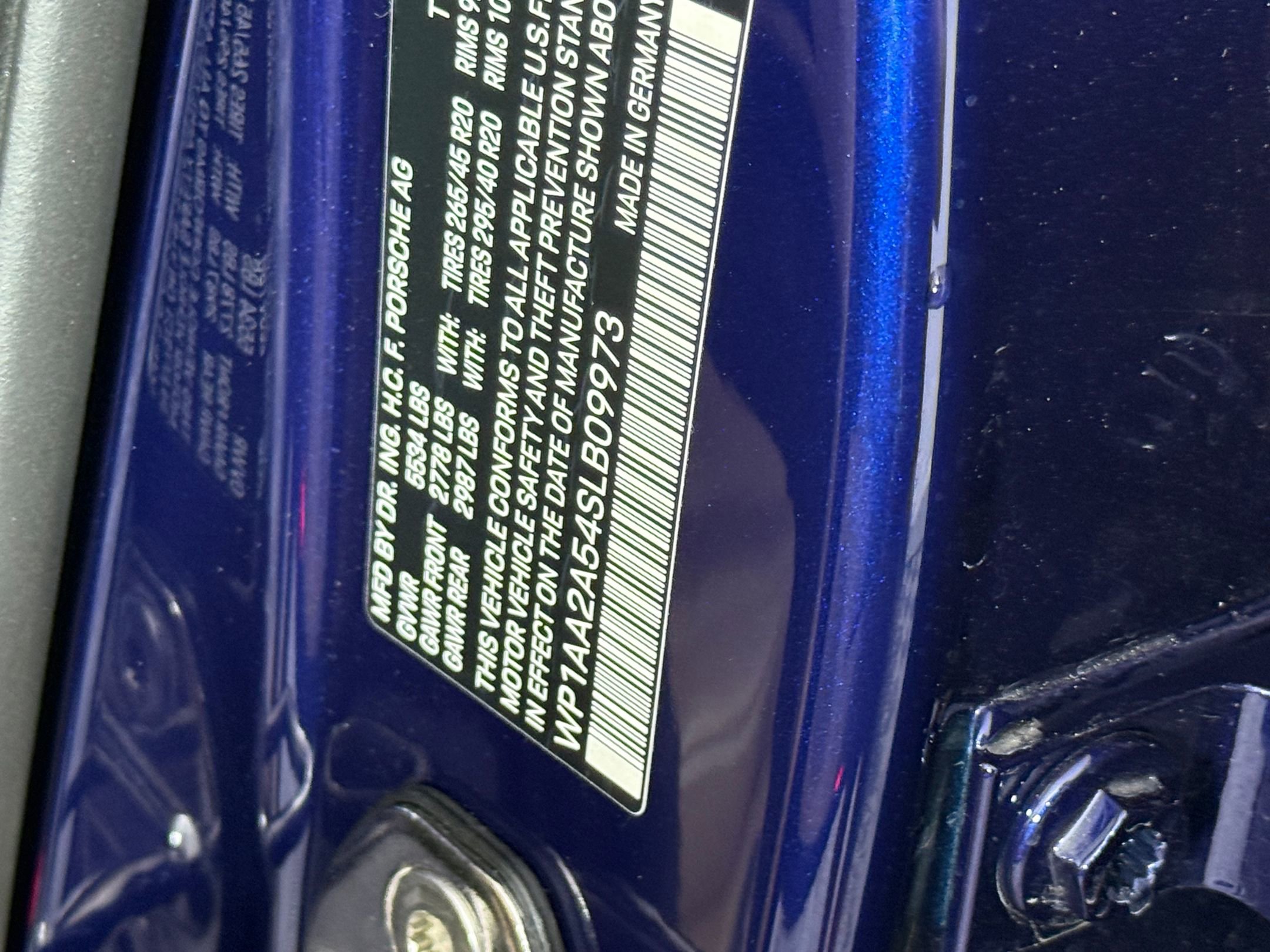 New 2025 Porsche Macan image 26