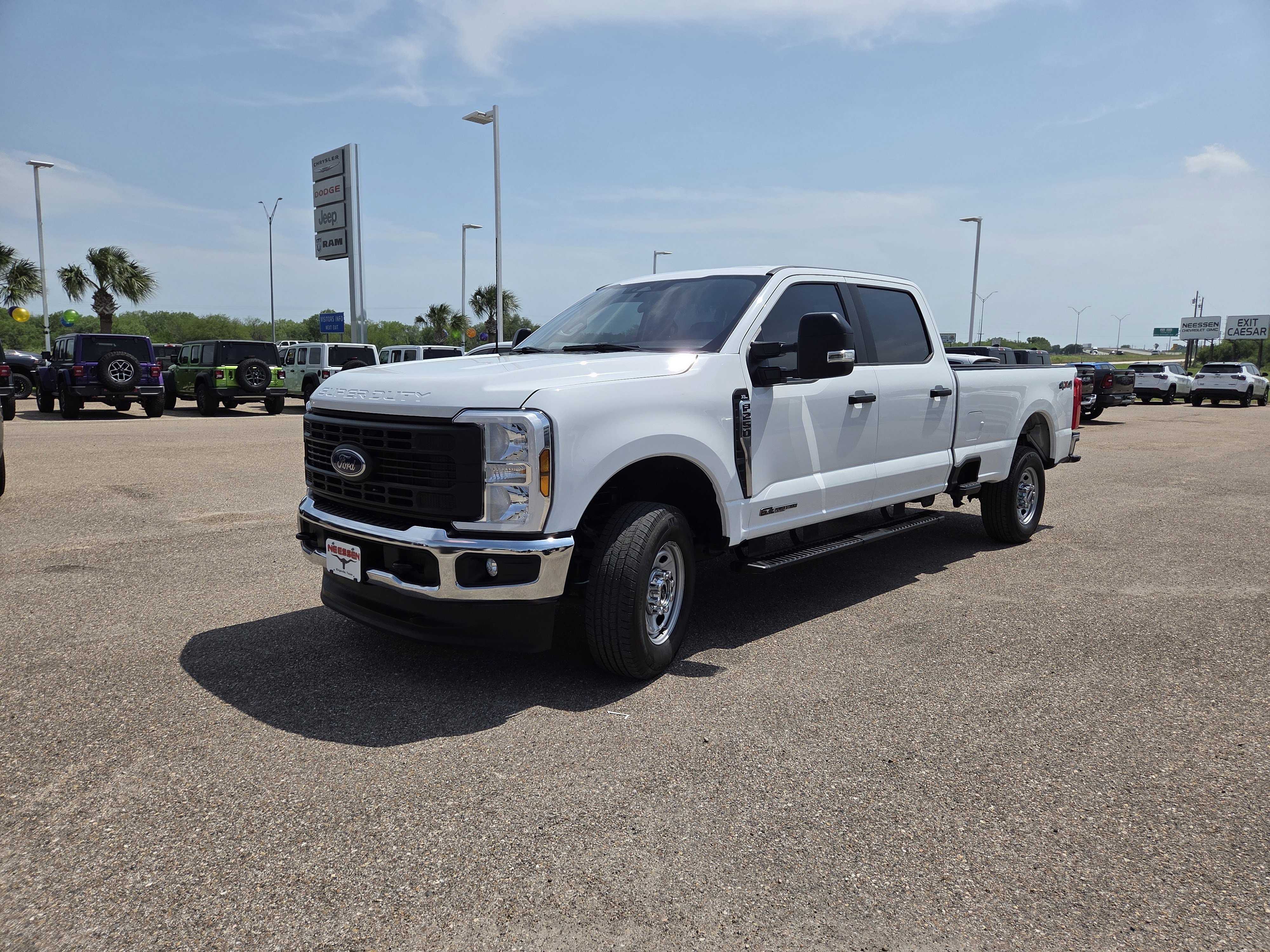 Used 2024 Ford F250 XL w/ XL Chrome Package AWD/4WD image 3