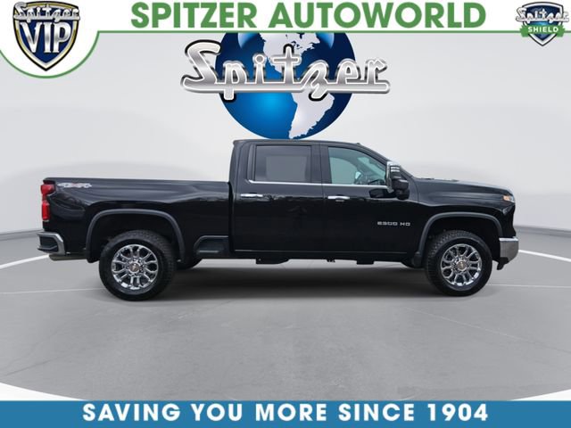 Used 2024 Chevrolet Silverado 2500 LTZ w/ LTZ Premium Package image 9