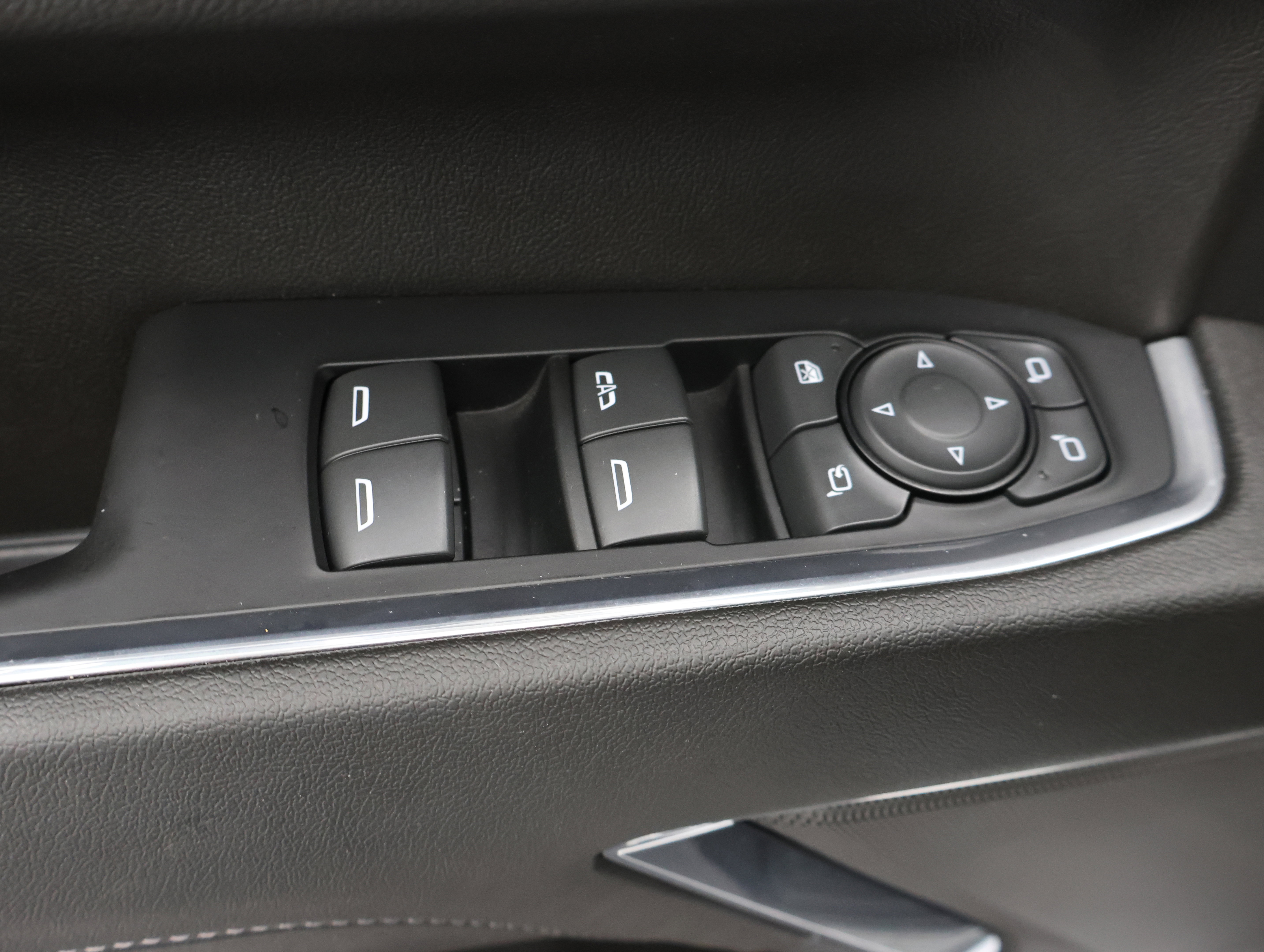 Used 2024 Chevrolet Silverado 3500 LT w/ Z71 Sport Edition image 46