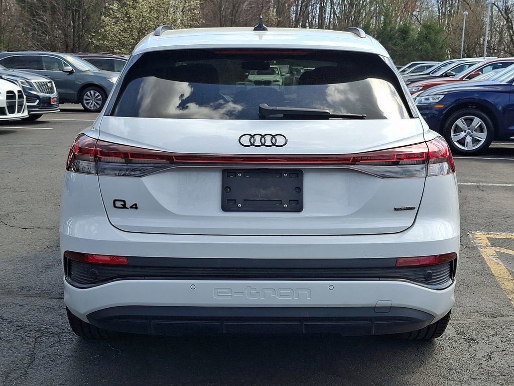 Used 2023 Audi Q4 e-tron Premium Plus w/ Premium Plus image 5