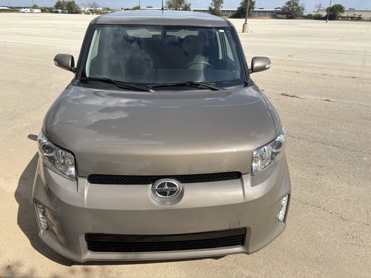 Used 2013 Scion xB FWD image 8