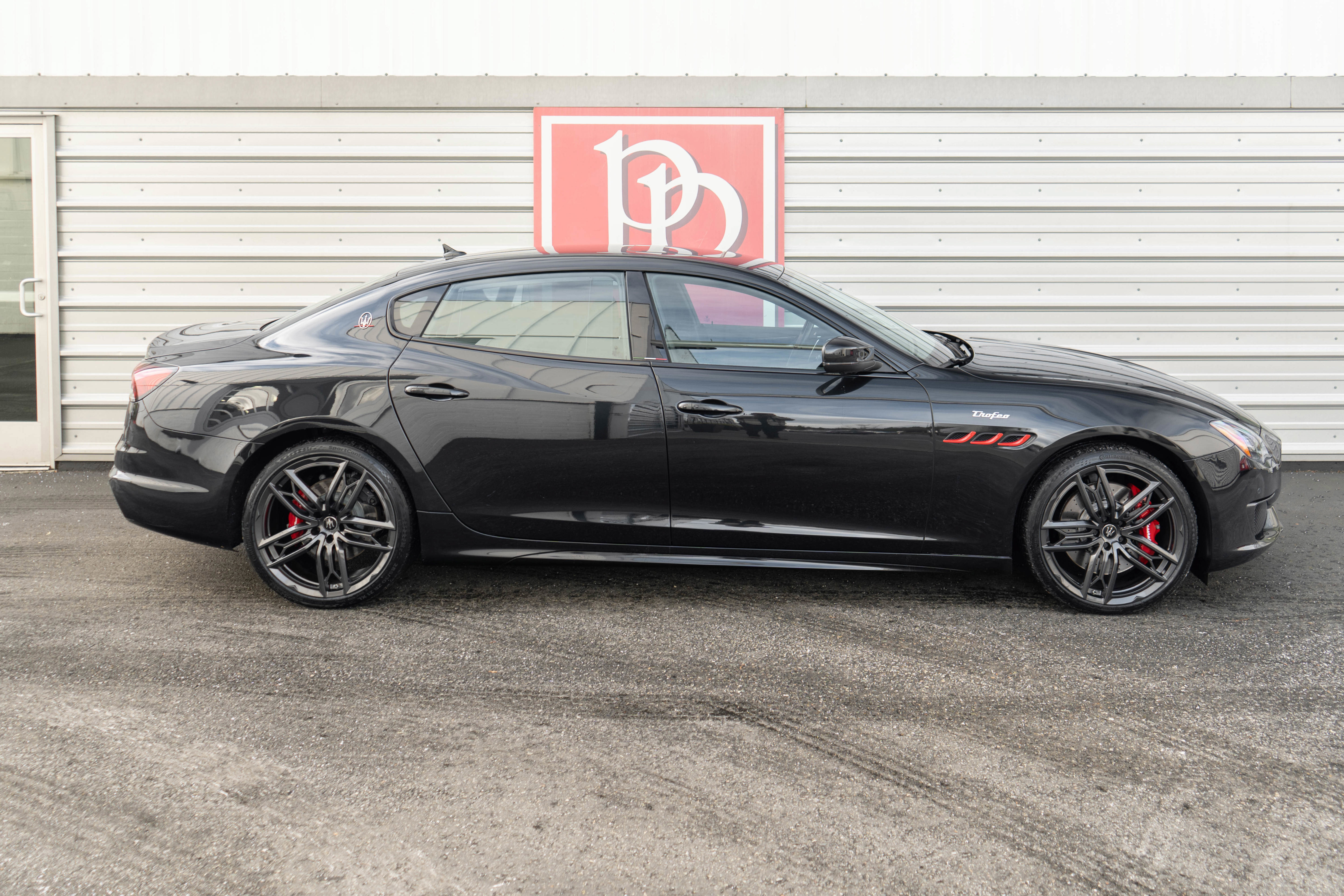 Used 2021 Maserati Quattroporte Trofeo RWD image 42