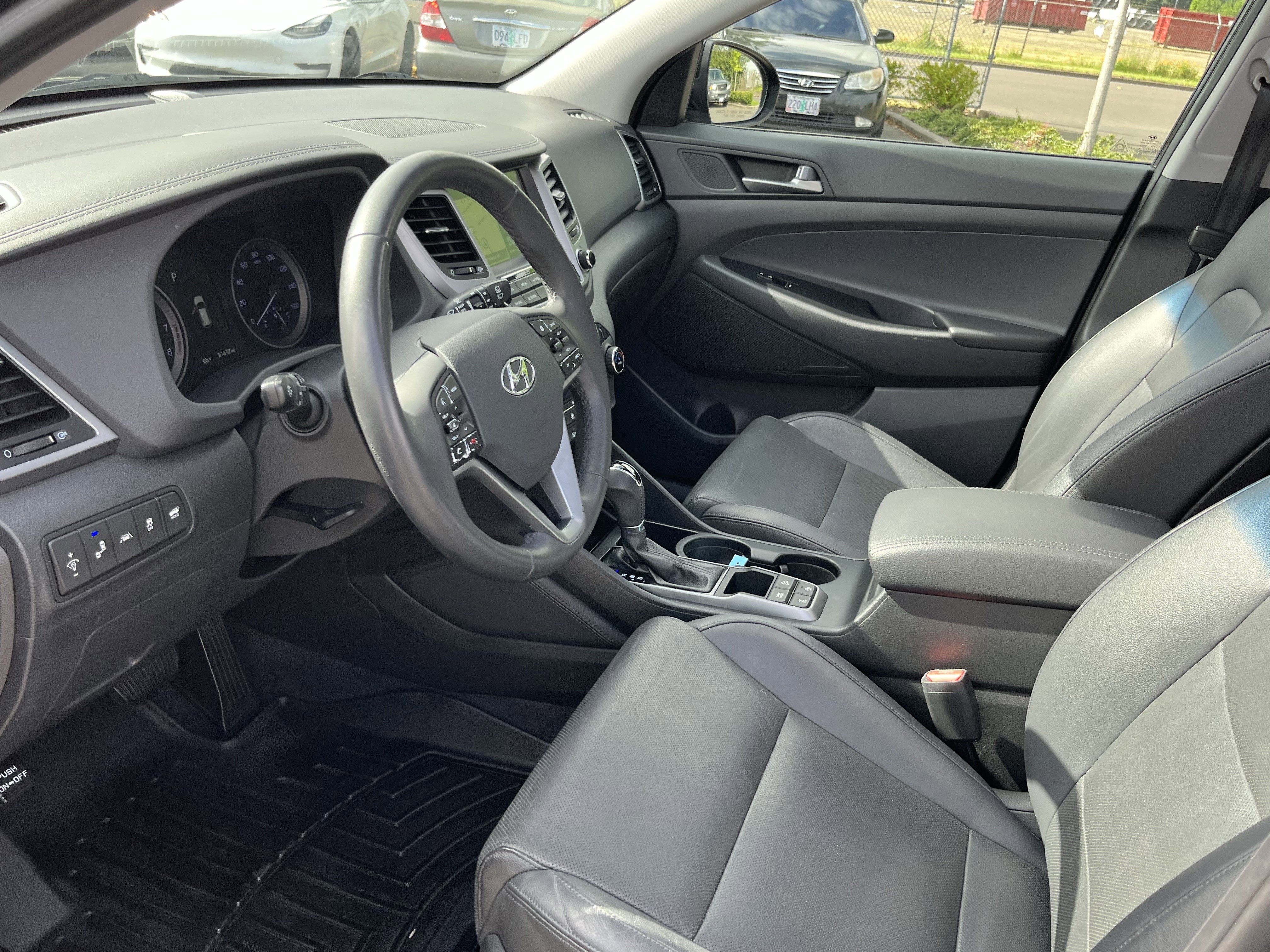 Used 2016 Hyundai Tucson Limited w/ Option Group 03 AWD/4WD image 10