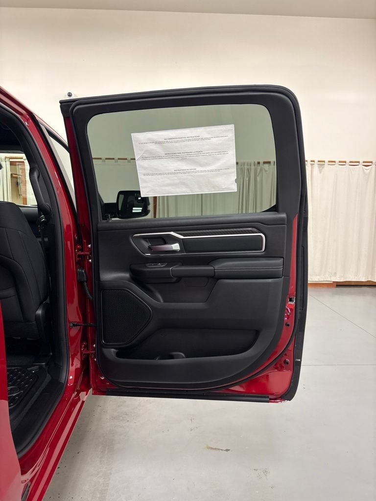 New 2026 RAM 1500 Big Horn AWD/4WD image 30