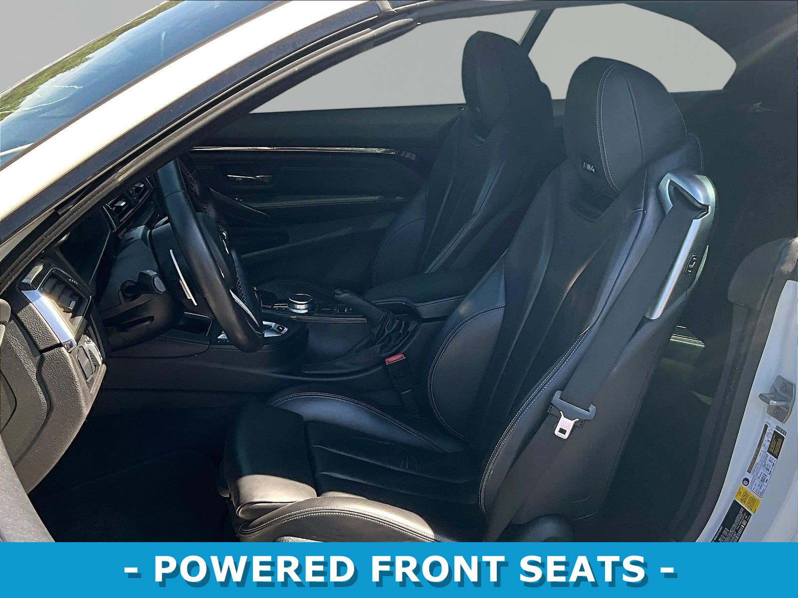 Used 2020 BMW M4 Convertible RWD image 21