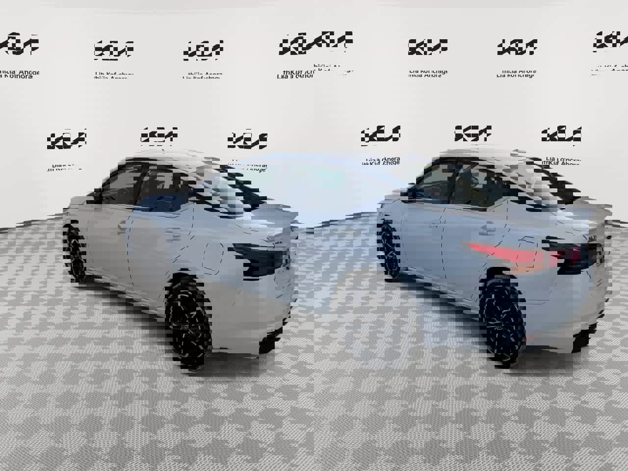 Used 2023 Nissan Altima 2.5 SR w/ SR Premium Package image 6