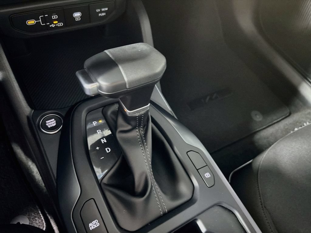 New 2026 Kia K4 FWD image 17