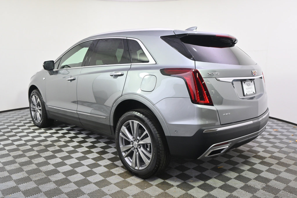 New 2026 Cadillac XT5 Premium Luxury w/ LPO, Floor Liner Package AWD/4WD image 3