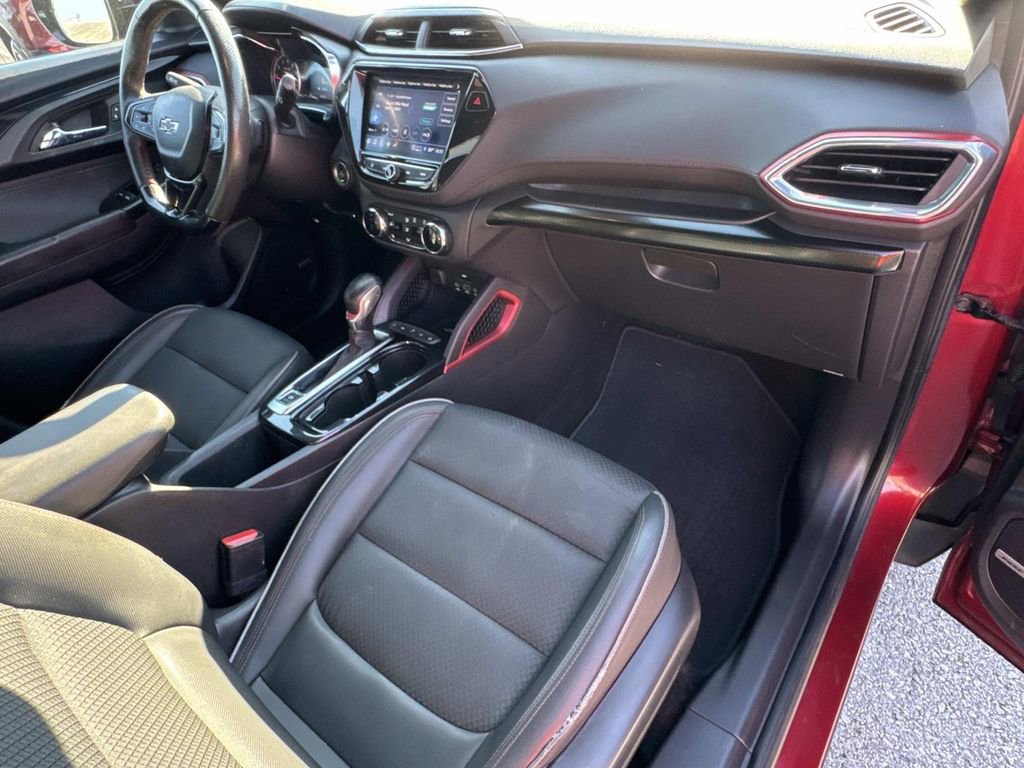 Used 2022 Chevrolet TrailBlazer RS w/ Technology Package image 10