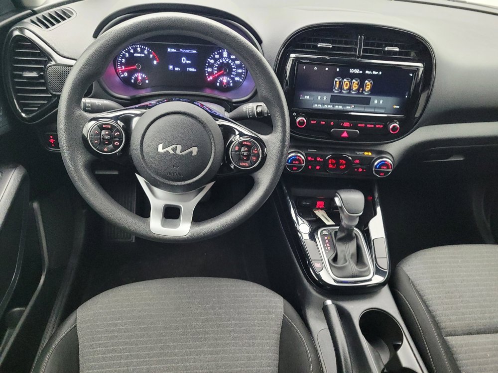 Used 2022 Kia Soul S image 22