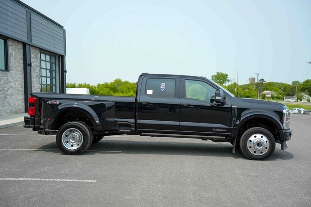 Used 2025 Ford F450 Platinum image 4