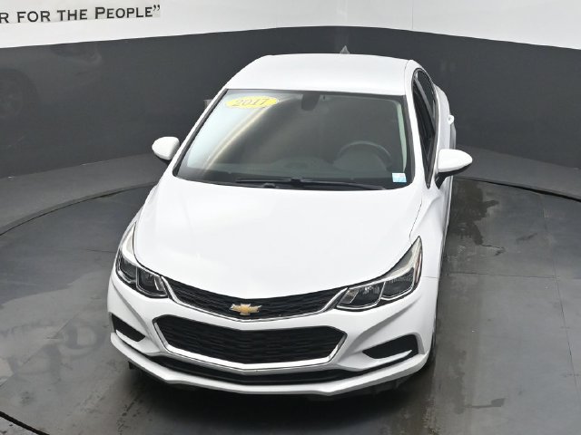 Used 2017 Chevrolet Cruze LS FWD image 62