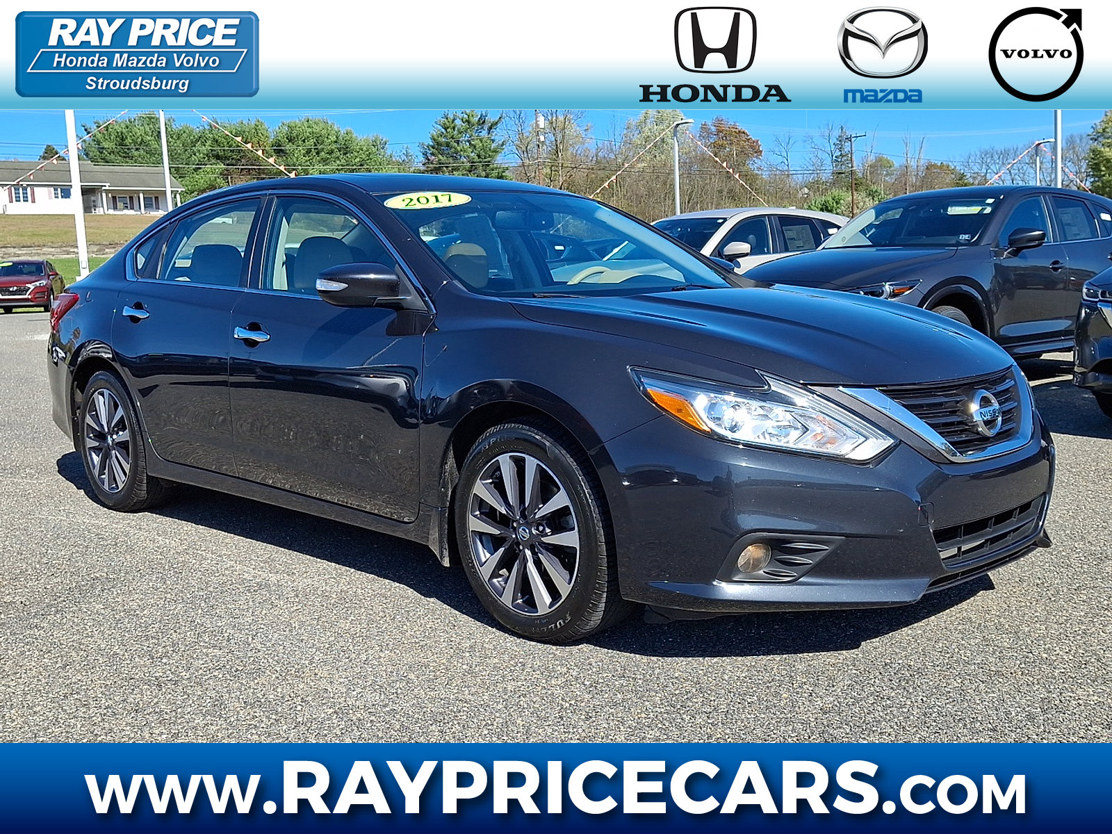 Used 2017 Nissan Altima 2.5 SL w/ Moonroof Package