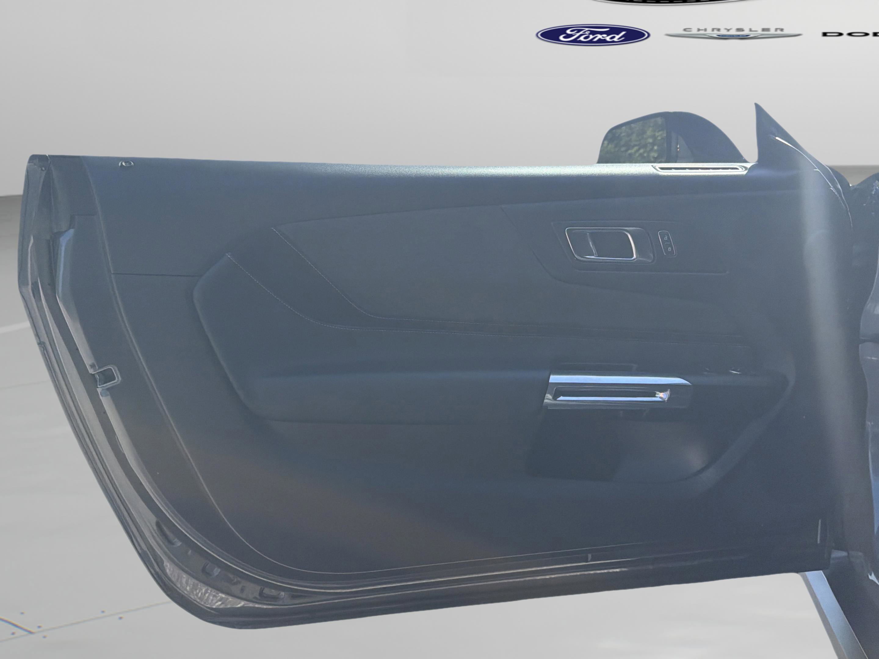 Used 2025 Ford Mustang GT RWD image 19