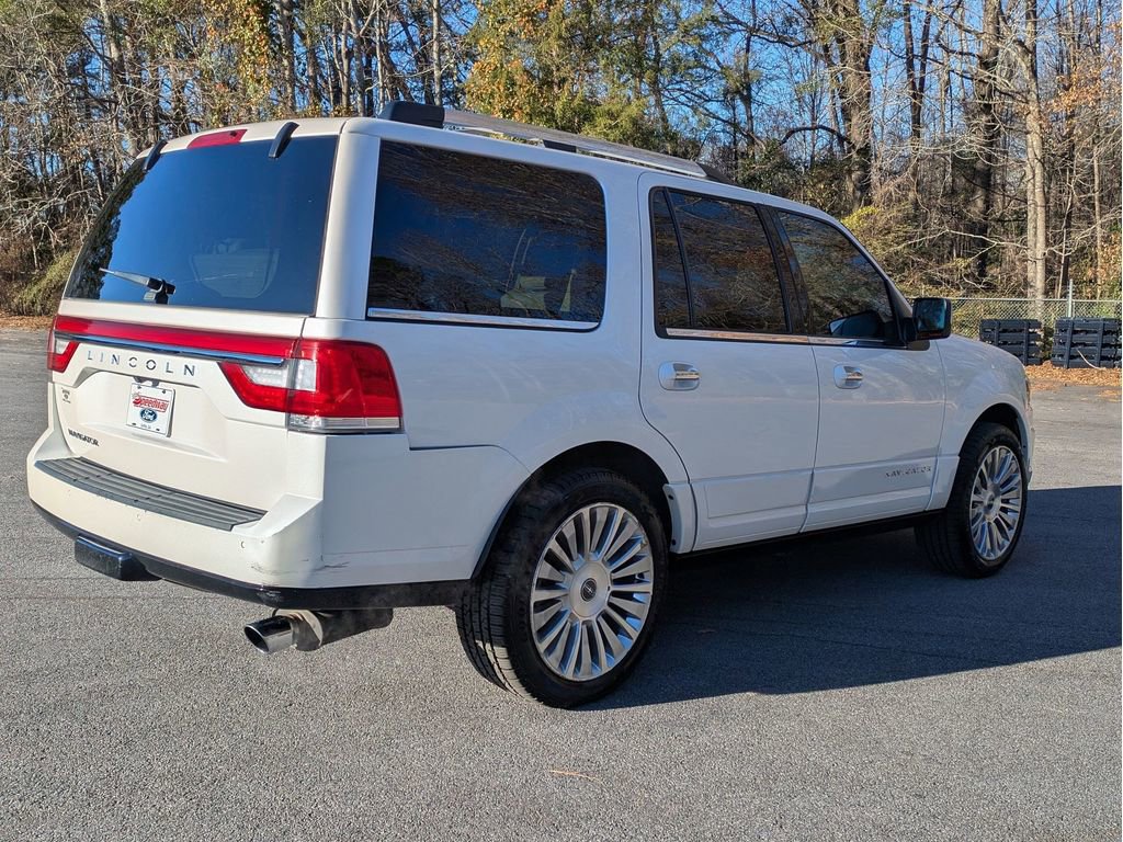 Used 2017 Lincoln Navigator Reserve image 5