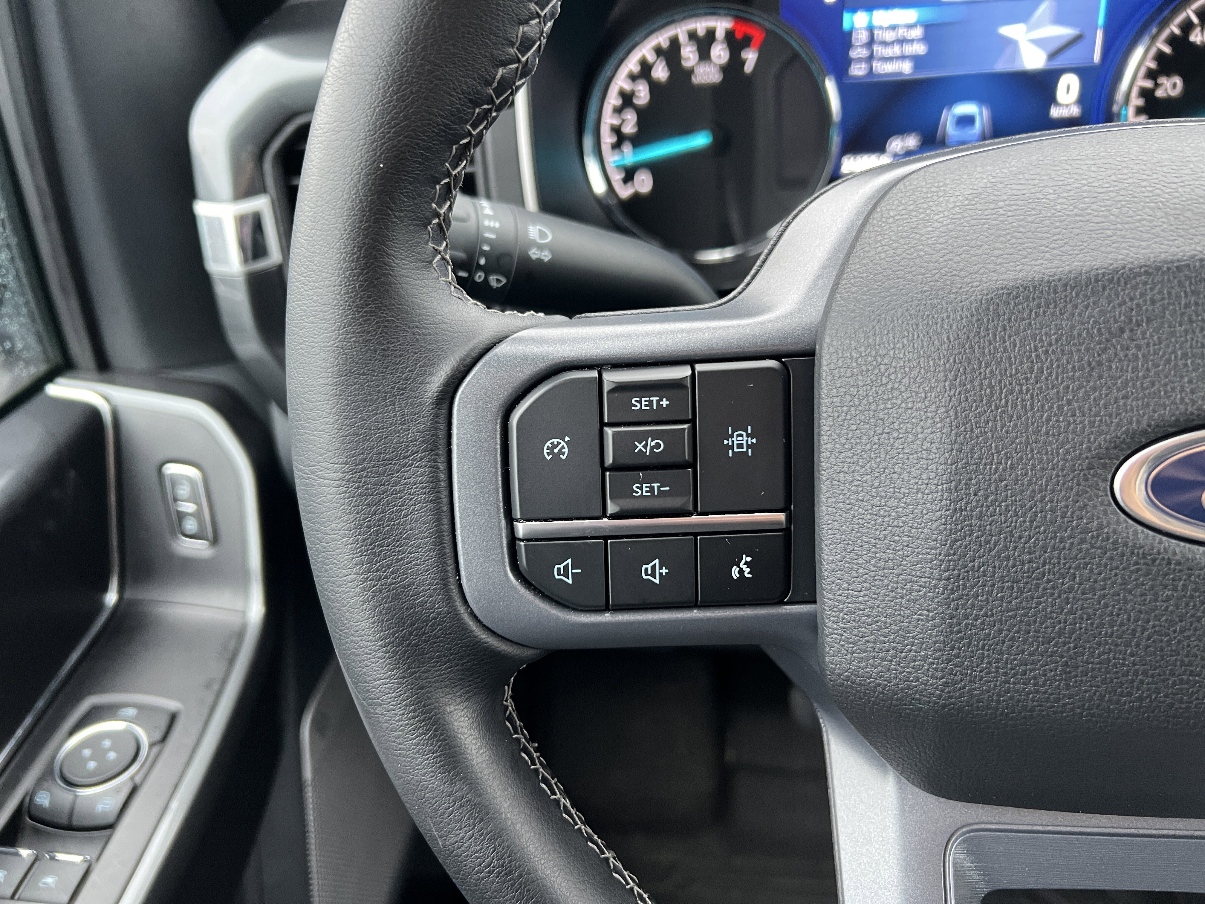 Used 2023 Ford F150 XLT w/ Equipment Group 302A High image 25