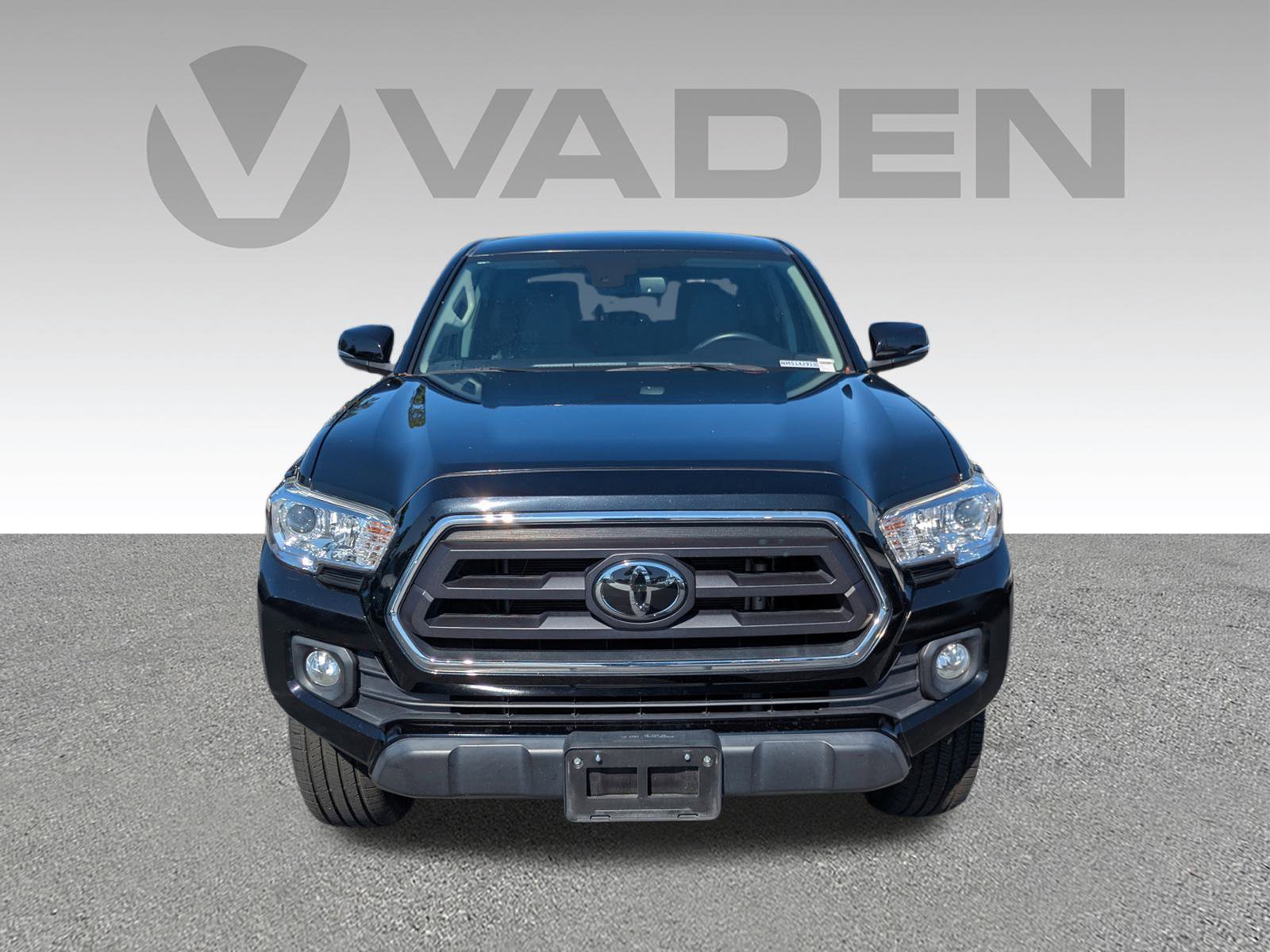 Used 2022 Toyota Tacoma SR5 w/ Technology Package image 26