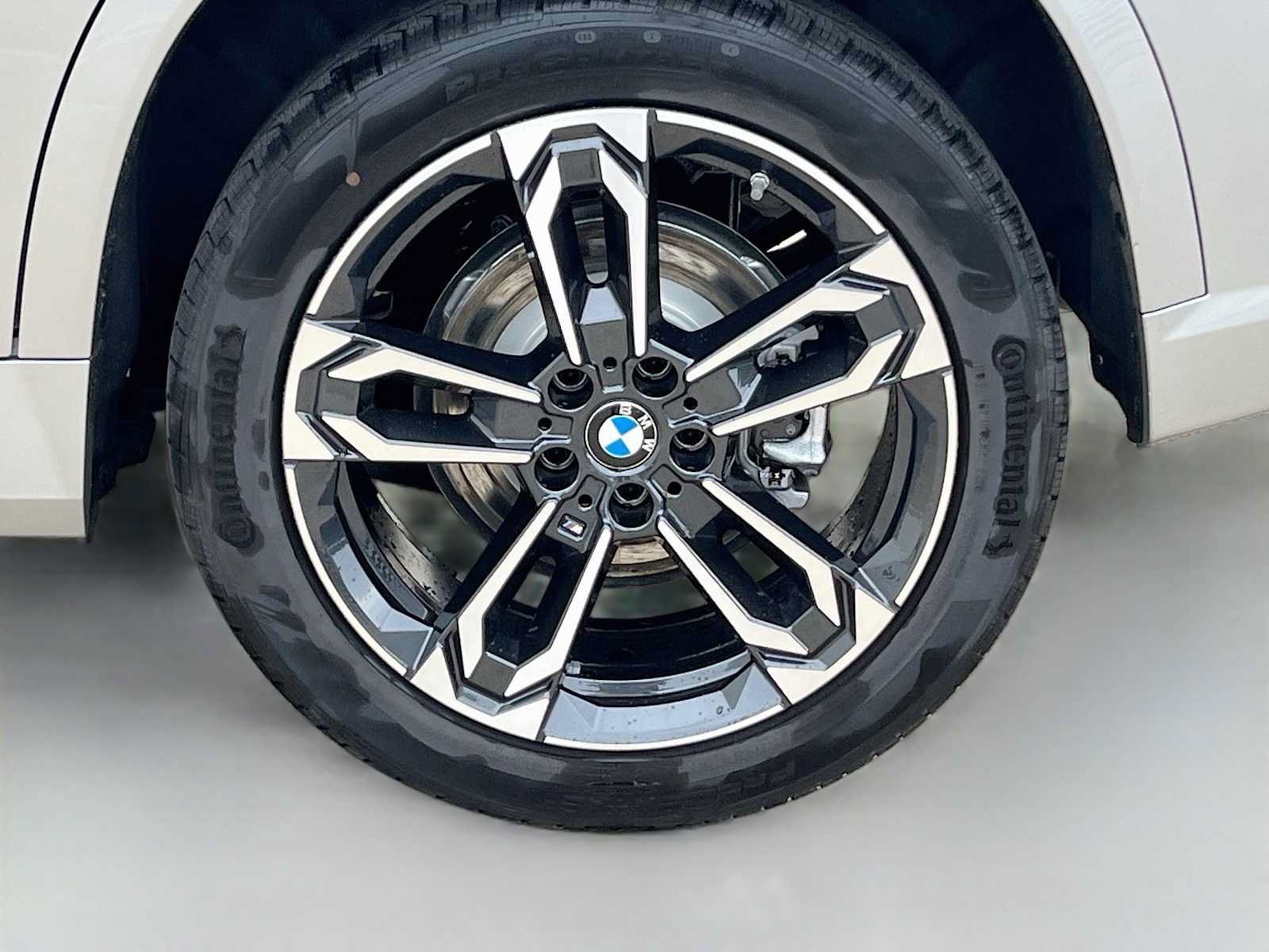 New 2027 BMW X1 xDrive28i AWD/4WD image 6