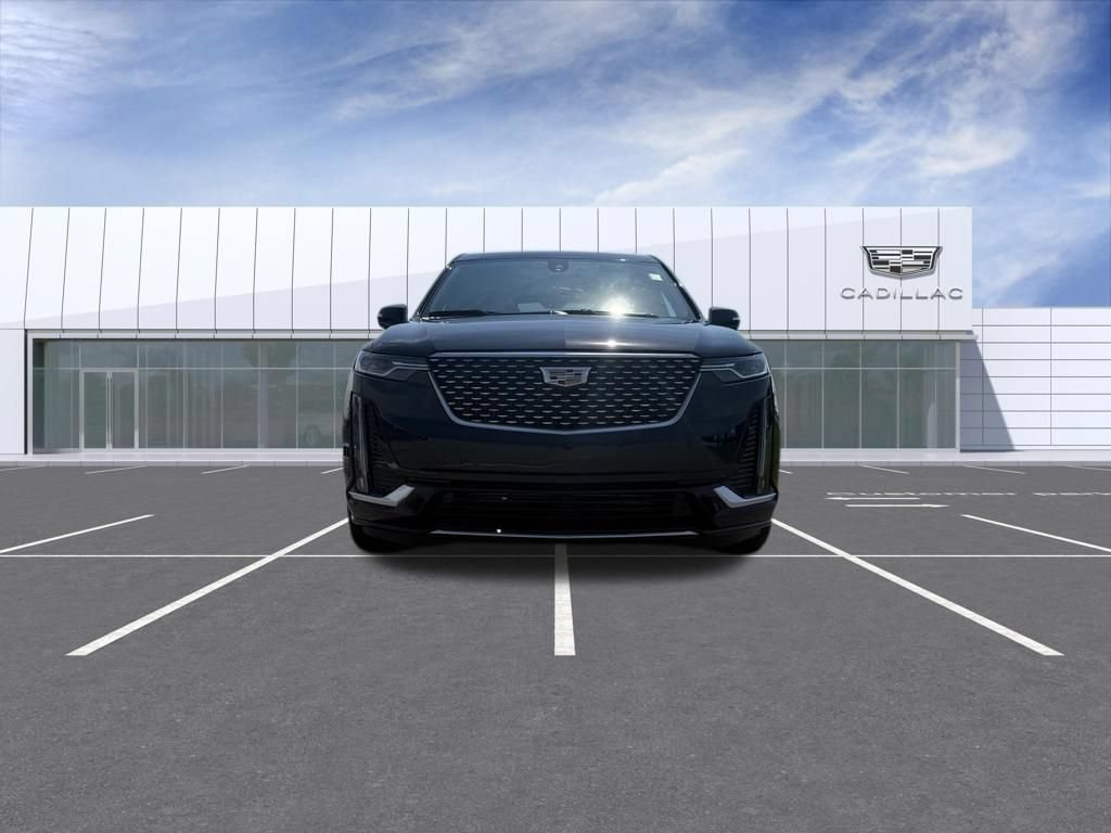Certified 2024 Cadillac XT6 Luxury w/ LPO, Floor Liner Package AWD/4WD image 7