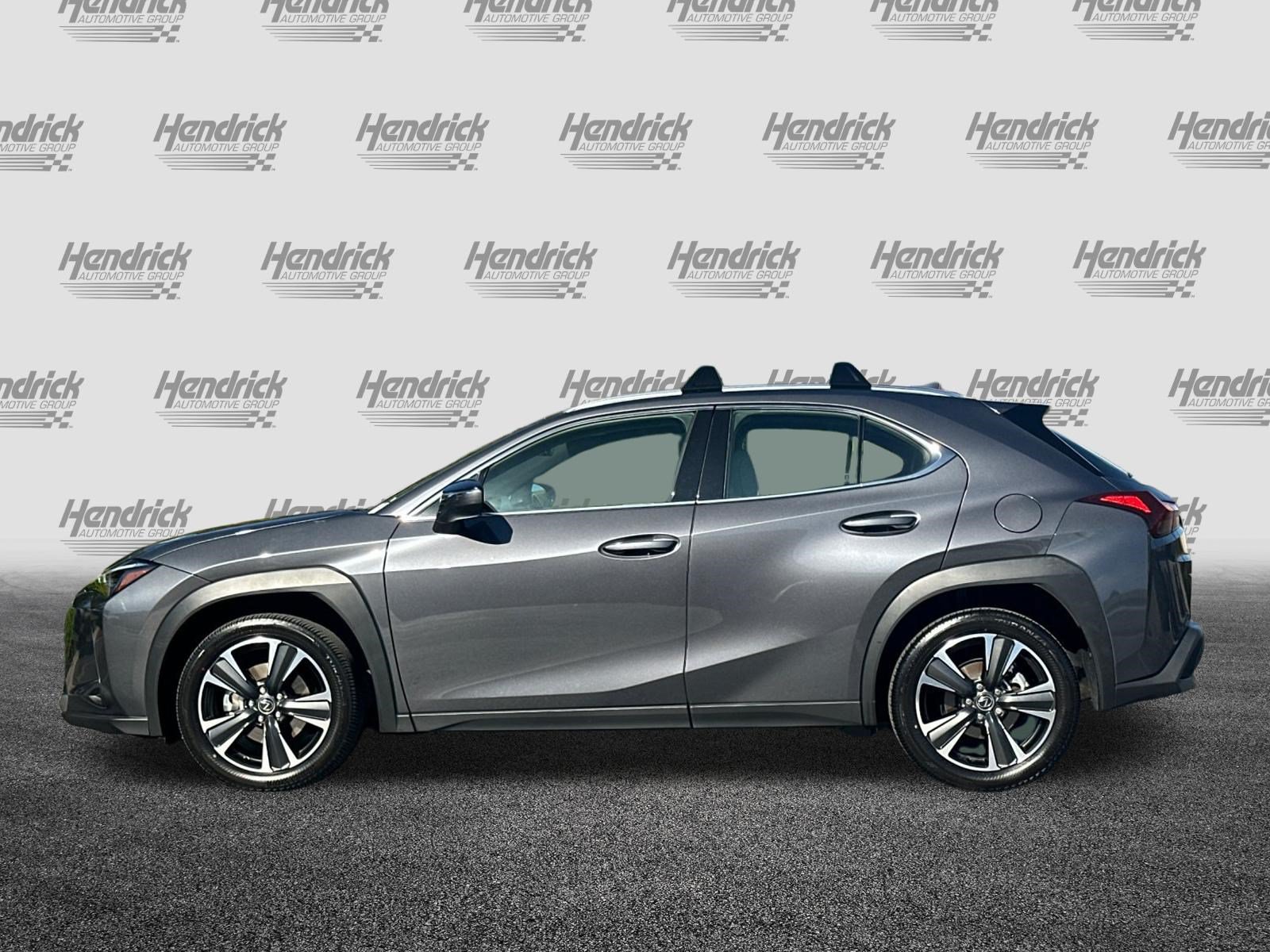 Certified 2025 Lexus UX 300h FWD w/ Accessory Package (Z2) image 8