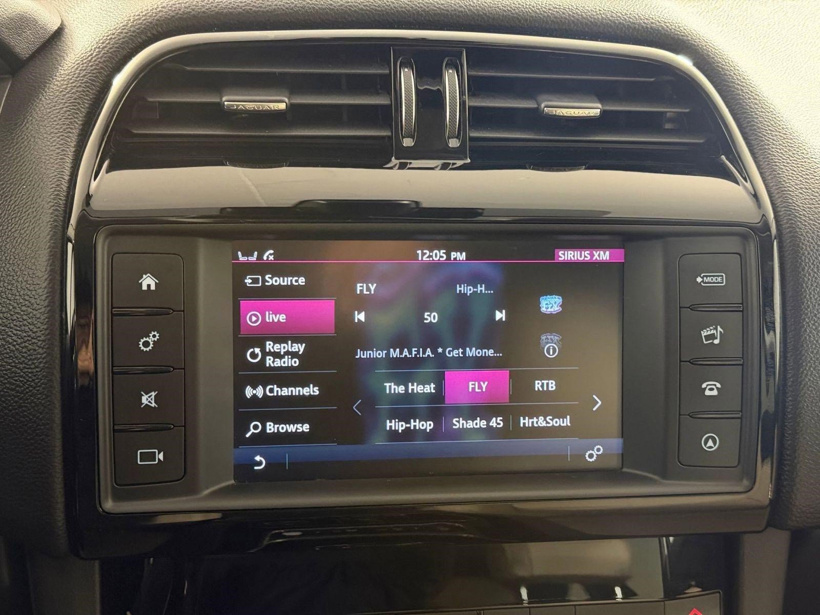 Used 2018 Jaguar F-PACE Premium AWD/4WD image 26