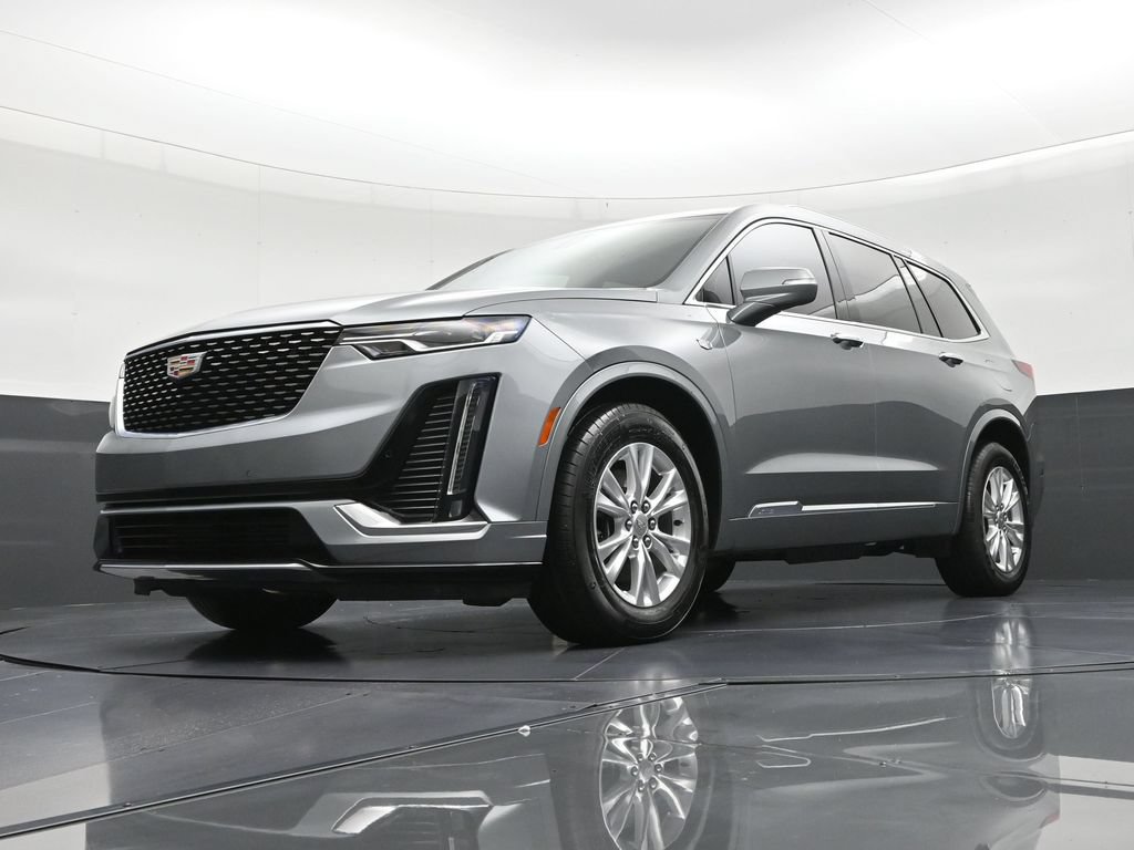 Certified 2024 Cadillac XT6 Luxury FWD image 24