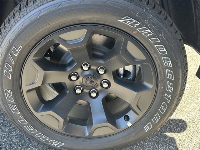 New 2026 RAM 1500 4x4 Crew Cab image 35