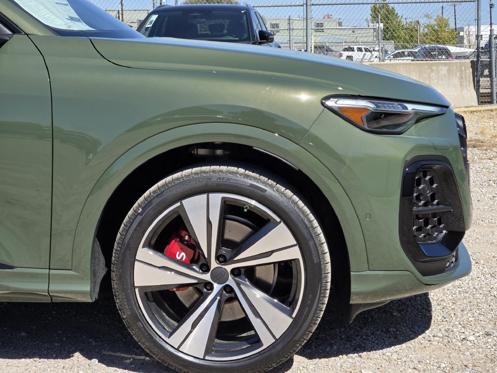 New 2026 Audi SQ5 Prestige AWD/4WD image 13