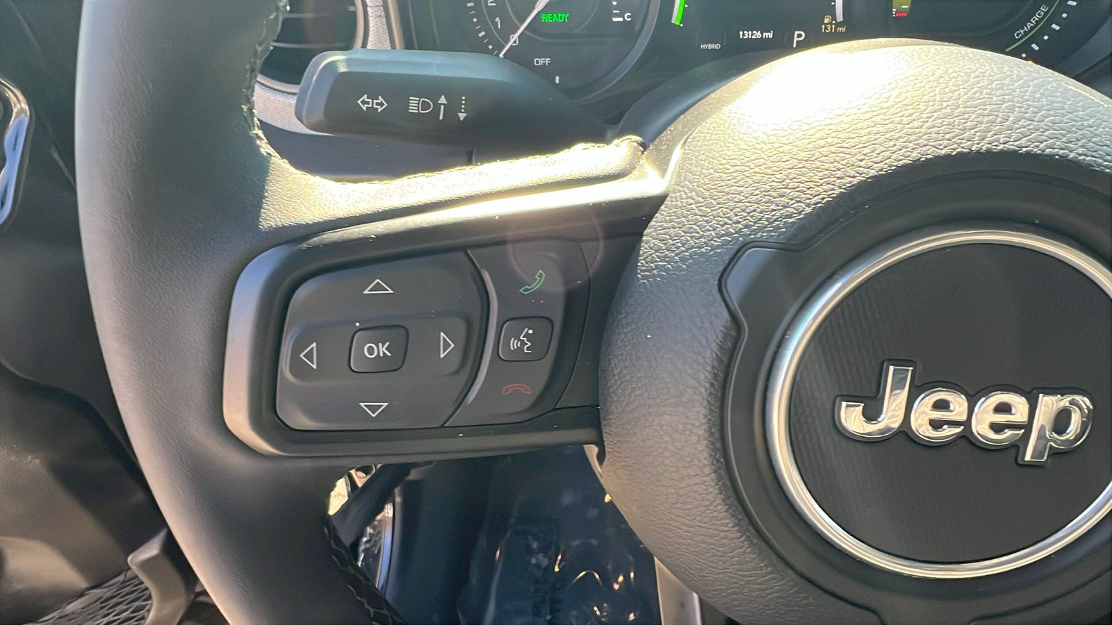 Used 2025 Jeep Wrangler Willys image 27